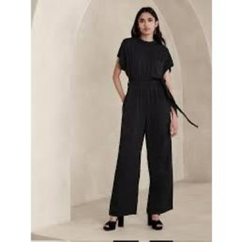 Boston Proper Womenβs Size Medium Jumpsuit Black 3/4βSleeve Zip Up WideβLeg